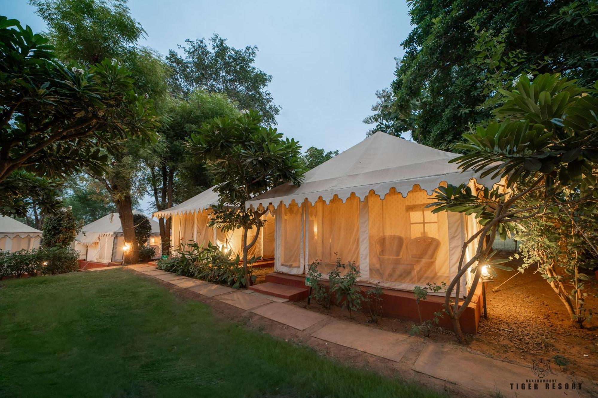 Ranthambore Tiger Resort Sawai Madhopur Exteriör bild